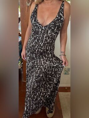 Cotton layered maxi dress, low back, cute & comfee XS- or S